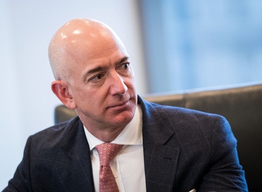 CEO Amazon Jeff Bezos được TIME đề cử danh hiệu Nhân vật của năm 2017 