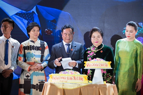 Công ty Cổ phần nhựa Minh Hùng  kỷ niệm 30 năm thành lập 