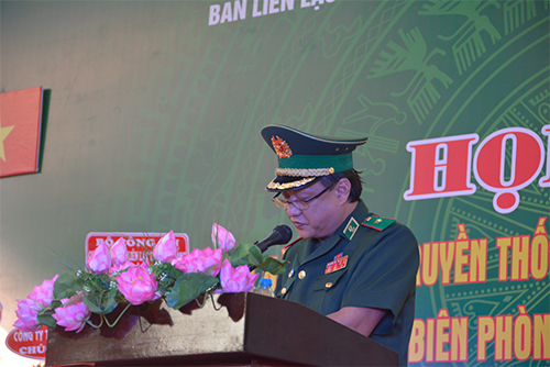 Thiếu tướng Nguyễn Hoài Phương, Phó Tư lệnh Bộ đội Biên phòng phát biểu tại buổi gặp mặt.