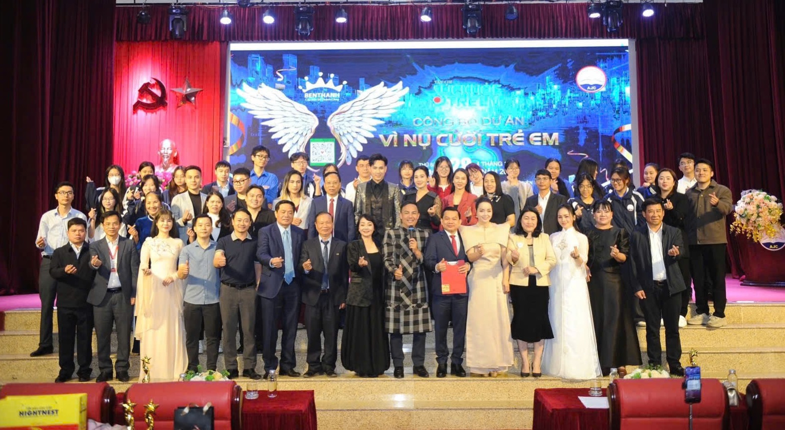 Doanh nhân Diễn giả Cựu MC VTV Đặng Minh Anh: Lan tỏa yêu thương vì nụ cười trẻ em Việt