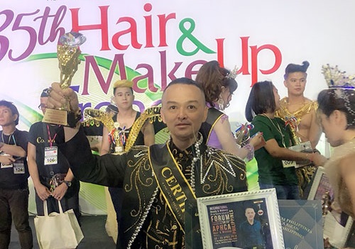 Doanh nhân Nguyễn Minh Khiêm giành giải Nam vương năm 2019 tại Philippines