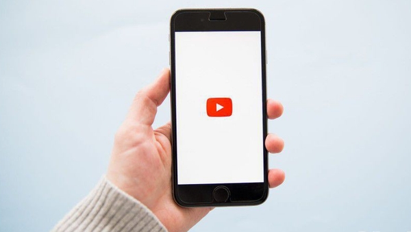 YouTube ra mắt ''Super Chat'' để giúp người dùng kiếm tiền