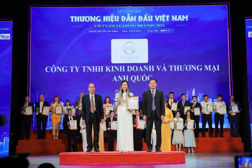 Thương hiệu Hương Mai Cosmetics vinh dự có mặt trong TOP 10 Thương Hiệu Dẫn Đầu Việt Nam 2023