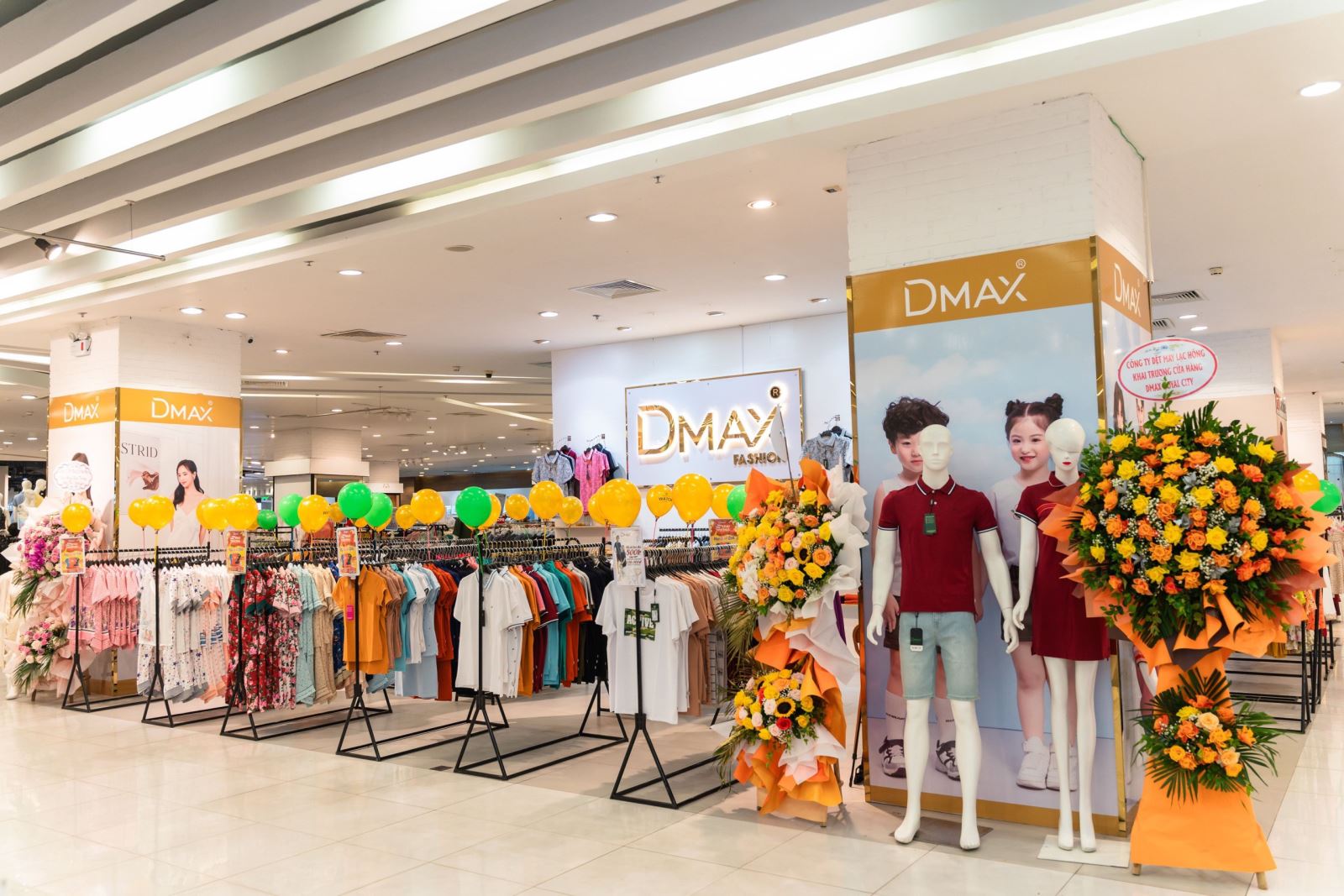 Khám phá không gian mua sắm lý tưởng tại Dmax Fashion mới khai trương tại Vincom Royal City