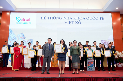 Hệ thống nha khoa quốc tế Việt Xô nhận giải thưởng “Top 10 – Thương hiệu mạnh phát triển quốc gia 2022”