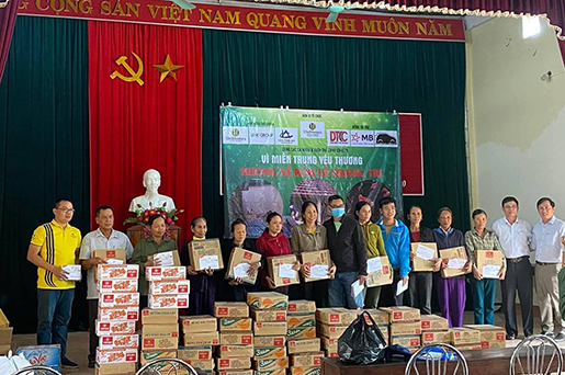 Công ty BĐS Unihomes Miền Nam kêu gọi cứu trợ đồng bào miền Trung
