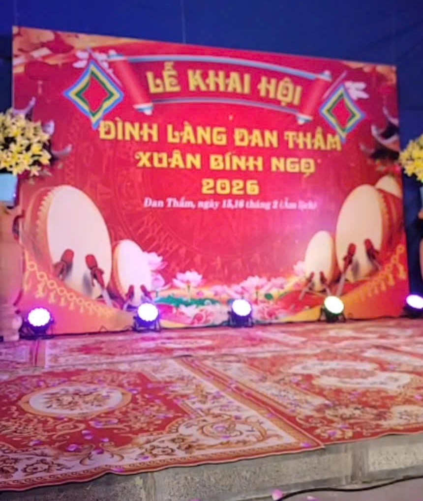 Lễ hội làng Đan Thầm