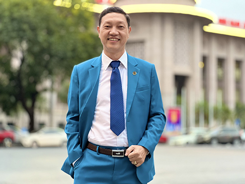 doanh nhân Trần Ngọc Anh, nguyên phó Chủ tịch Hanoisme  - Trưởng Văn phòng miền Nam, giám đốc Công ty xây dựng Anh Quân.