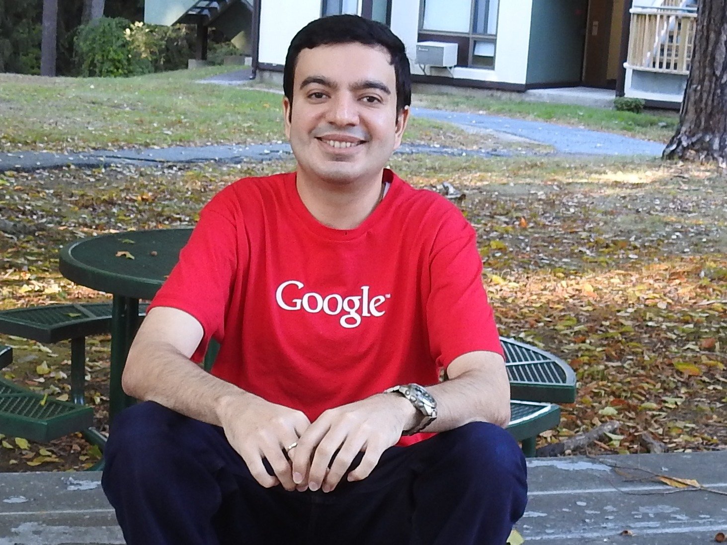 Chàng trai mua Google.com tặng tiền thưởng cho từ thiện, Sanmay Ved
