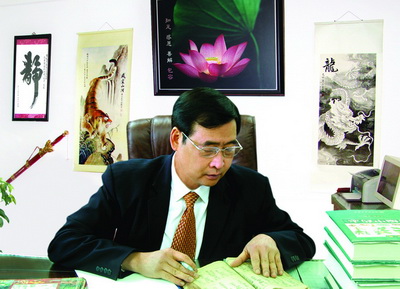 Thầy thuốc Ưu tú, Tiến sĩ Nguyễn Hữu Khai, vị lương y 'thép'