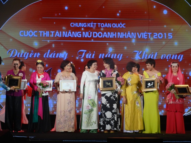 Tối ngày 8 tháng 11 năm 2015, tại Nhà thi đấu Nguyễn Du, Quận 1, Thành phố Hồ Chí Minh, Hiệp hội nữ doanh nhân Việt Nam đã tổ chức Chung kết cuộc thi: ‘‘Tài năng nữ doanh nhân Việt 2015’’, chương trình được truyền hình trực tiếp trên kênh HTV9, đài truyền hình Thành phố Hồ Chí Minh. 
